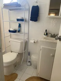 Vi lovar goda tider, komfort och integritet med vår kompakta lägenhet. - Image 3