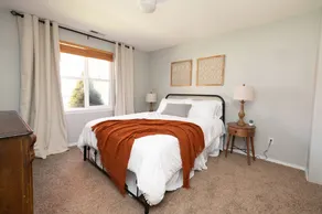 King Bed - Pet Friendly - EV Charger - Emersen’s Place - Image 4