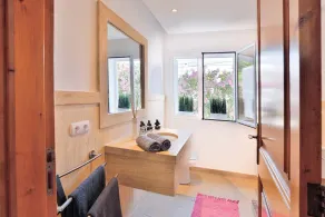 Villa LUMI-Oleanda til 8 personer, direkte ved marinaen Cala d'Or - Image 5