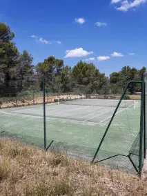 Wine and residential property in the Luberon in Provence - Image 2