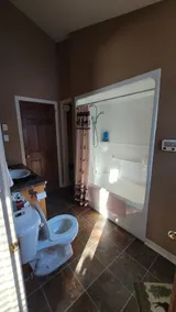 beautiful and private cottage by the water - Image 2