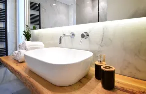 Grey Studios by Skg Apartments - Image 4