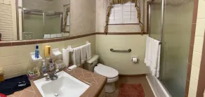 Farm Stay 3 miles from Live Oak - Image 3