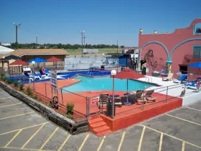 Deluxe Big Texan Multi Suite - Image 2