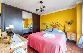 2 bedroom luxurious home in Grazalema - Image 4