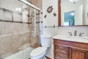 Spacious Condo located in Tanglewood Resort area at Lake Texoma Top Fishing - Image 2