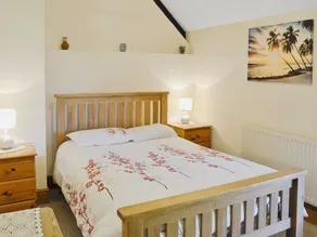 5 bedroom accommodation in Uploders, Bridport - Image 5