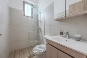 Souda Bay Cottage - Image 2
