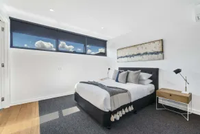 Stylish Studio with Great Amenities near Beachside - Image 3