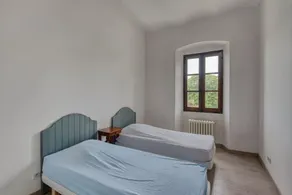 Authentic Corsica by the beach. 8-room apartment in a family home. - Image 3