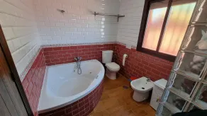 La kasuka, Detached villa with pool. Wifi - Image 5