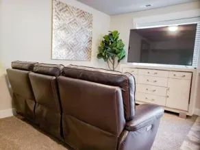 30% OFF SPECIAL! Skiers Dream, Newly Built, BBQ, Patio, Views, Dedicated Hot Tub - Image 2