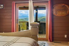 Beautiful Mountain View log cabin - Image 3