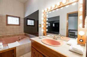 Meadow Creek Townhome by Vail Realty - Image 2