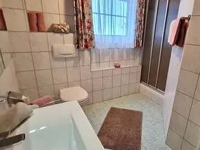Dejlig lejlighed for 6 personer med WIFI, TV, balkon og kæledyr tilladt - Image 5