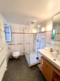 Plenty of space for large families, direct beach access, ideal for babies - Image 4