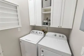 Historic Pensacola 2BR townhouse open now for Spring and Summer.Walk everywhere! - Image 2