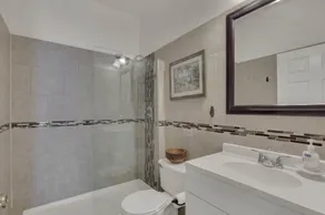 4 bedrooms home with private pool- 15 min from Disney - Image 4