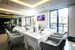 One Warwick Park Hotel - Image 2