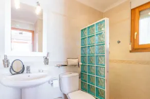 Villa vacacional cerca de Denia con vistas a la montaña, piscina y Wi-Fi - Image 5