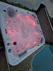 Relaxing Pool & Hot Tub House near RIT Inn - Image 2