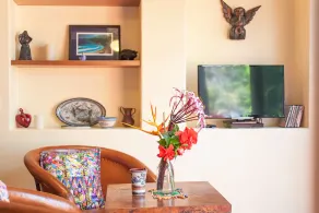 Beachside Casita, new and secure in lovely, quiet north side neighborhood. - Image 2