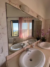 Villa  molto spaziosa con sei camere può ospitare fino a 12 persone - Image 2