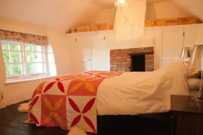 Lovely cottage & garden.  5 min drive from Paultons Park, home of Peppa Pig - Image 4