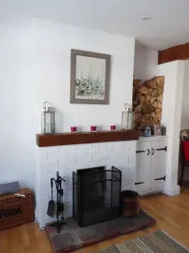Cosy, traditional Norfolk cottage with option to book beach hut (seasonal) - Image 3