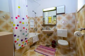 Two bedroom apartment near beach Preko, Ugljan (A-14917-a) - Image 2