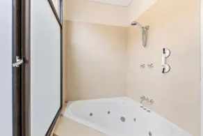Fabulous 2BR close to the heart of East Fremantle - walk to the river - Image 3