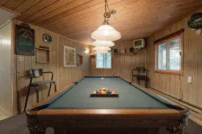 Spacious 3 Plus 1 Bedroom 2 Bath Cottage Retreat with Fire Pit and Pool Table - Image 2