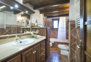 Owl Booking Villa Marvil - Exclusive Holidays - Image 2