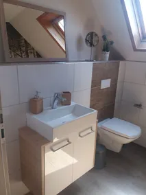 Fascino Eifel per le vacanze con sauna e idromassaggio - Image 5