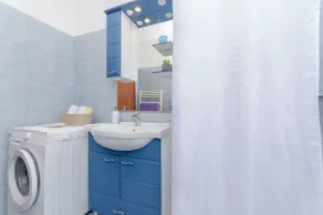 House Roko - Image 5