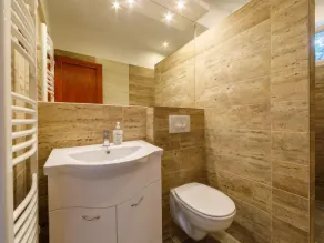 Holiday Home Zsuzsi by Interhome - Image 4