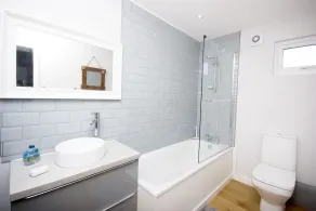 Superb Sea View, all amenities in walking distance, new renovation - Image 3