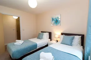 Bladon Court - Image 4