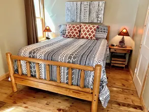 Sleeps up to 14. Stunning and spacious log cabin within 30 min of Brainerd. - Image 5