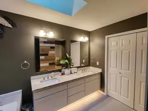Perfect Getaway★ King Suite★Private Hot Tub★Fire Pit - Image 3