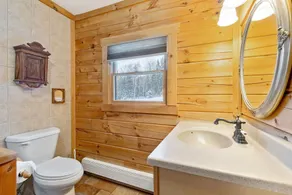 Cozy Vermont Log Cabin Chalet Only Minutes from Jay Peak - Image 4