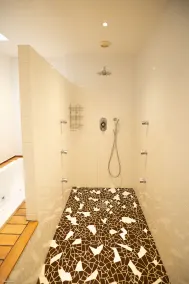 Architettura della casa 5 minuti Tram B piscina riscaldata e aria condizionata - Image 3