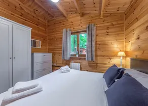 Woodland Park Lodges - Image 5