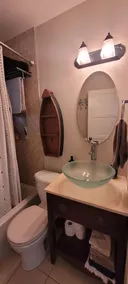 Lakefront Island cottage on Lake Muskoka - Boat Access - Image 3