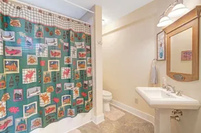 Evergreens 1522- Mtn Condo, Gated Resort, Indoor/Outdoor Pools & Hot Tub - Image 3