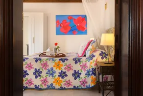 Clara Suite 3 con piscina, vista panoramica, terrazza e giardino - Image 4