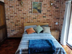 Bundeena Private Garden Apartment, close to beaches and national park. - Image 3
