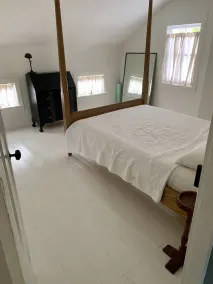 Charming 1800s home with fenced in yard and bucolic farm views ! - Image 3