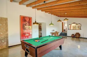 Stunning Converted Farmhouse, A/C, Private Pool, Extensive Grounds & Idyllic Location in Buger! - Image 2