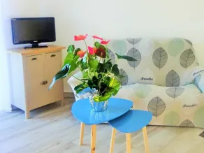 Cozy Retreat 10 min from Le Mans: Private Garden, BBQ, Tennis Nearby - Image 3